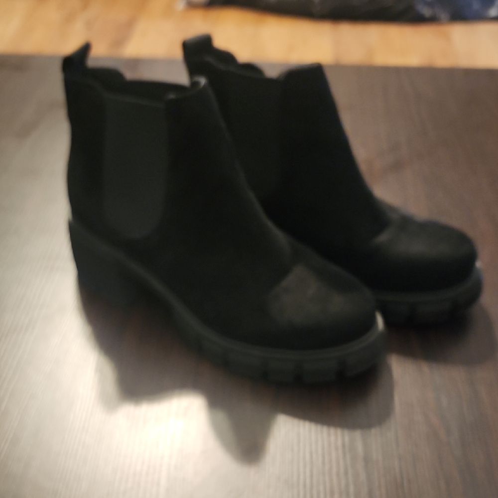 Soda Black Ankle Booties